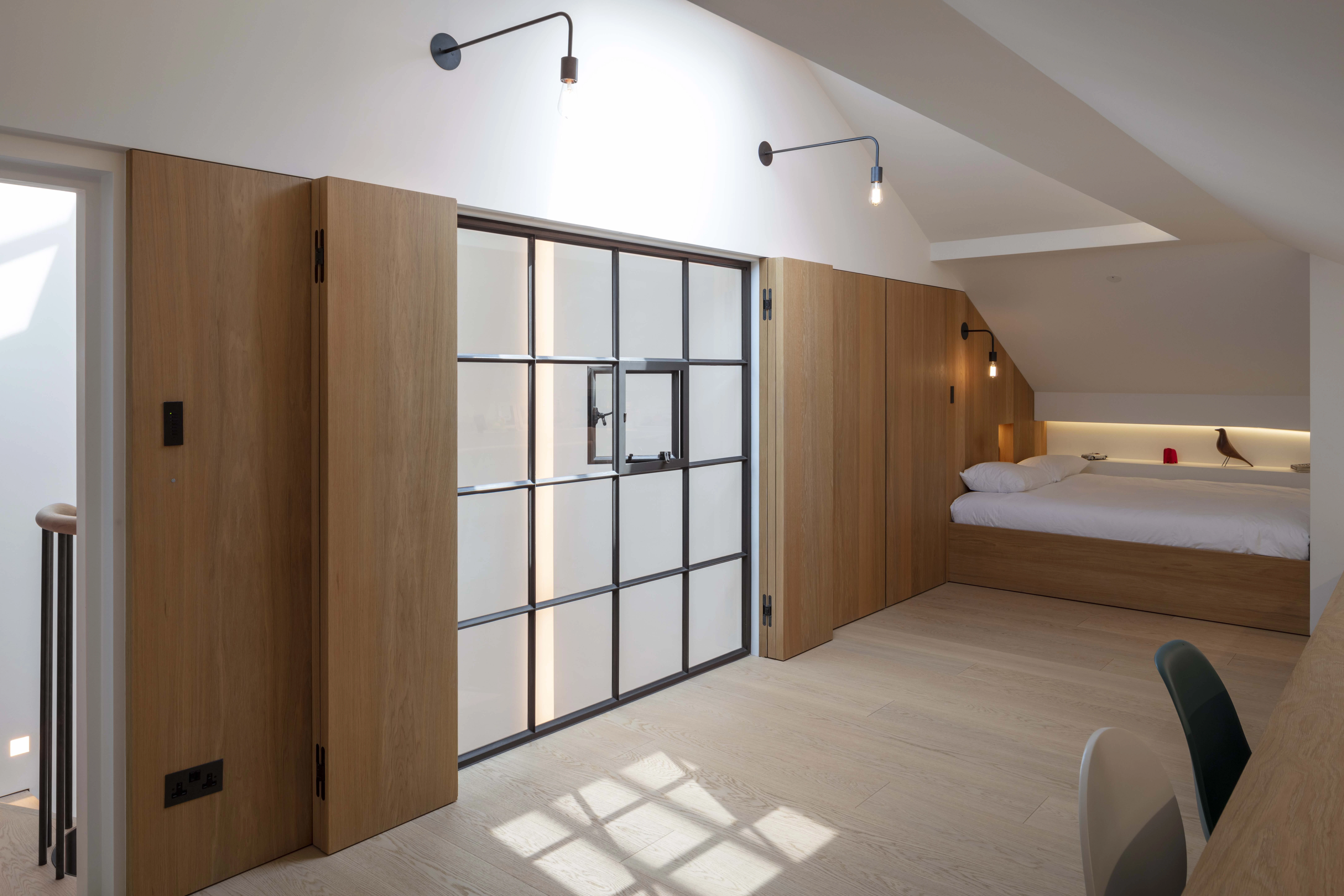 carl25_0014_1-reduced