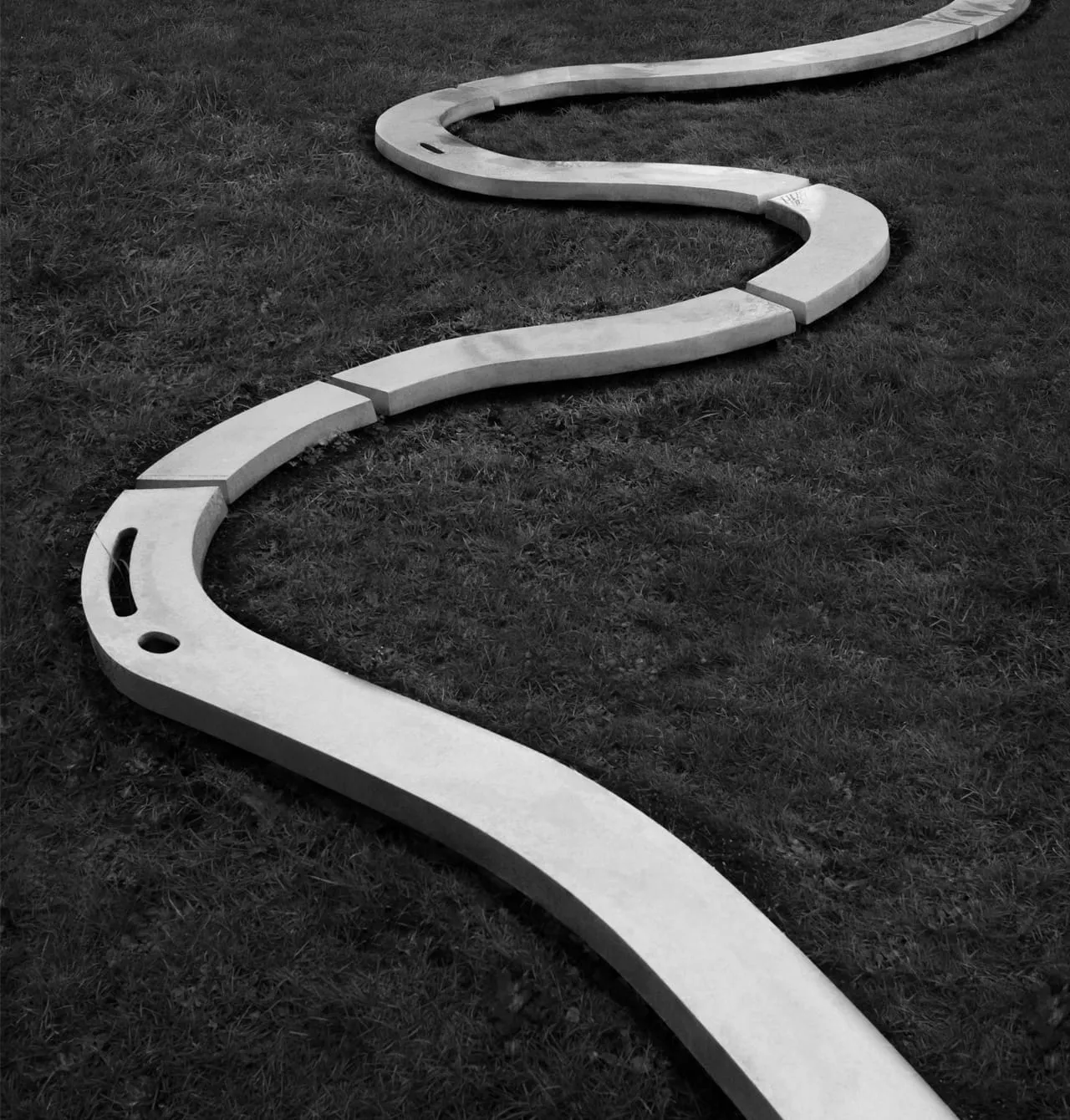 hero-title-right-1280-x-1340-river-sculpture-1-updated-rt